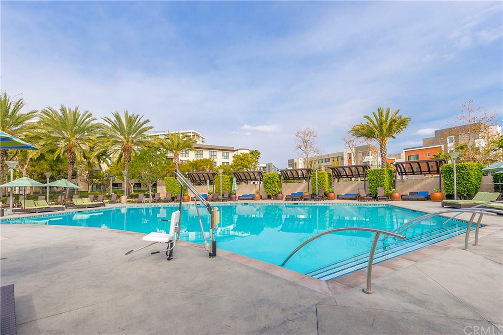 53 Waldorf Irvine, CA 92612 - Photo 18 of 28 a view of a basketball court