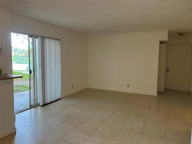 $1,675 | 7680 Westwood Drive, Unit 803, Tamarac, FL 33321