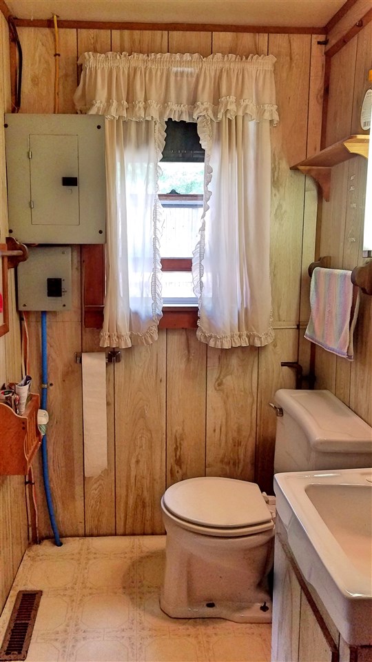 423 Barnes Road Deering, NH 03244 - Photo 11 of 14
