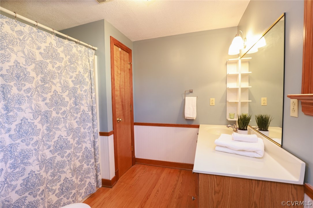 6055 White Oak Road Sandston, VA 23150 - Photo 34 of 50 Primary 1 En-suite