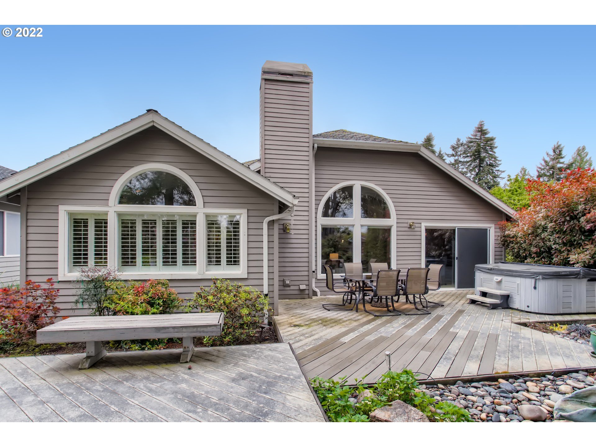 32504 Southwest Riviera Lane Wilsonville, OR 97070 - Photo 29 of 30 a front view of a house with yard and sitting area