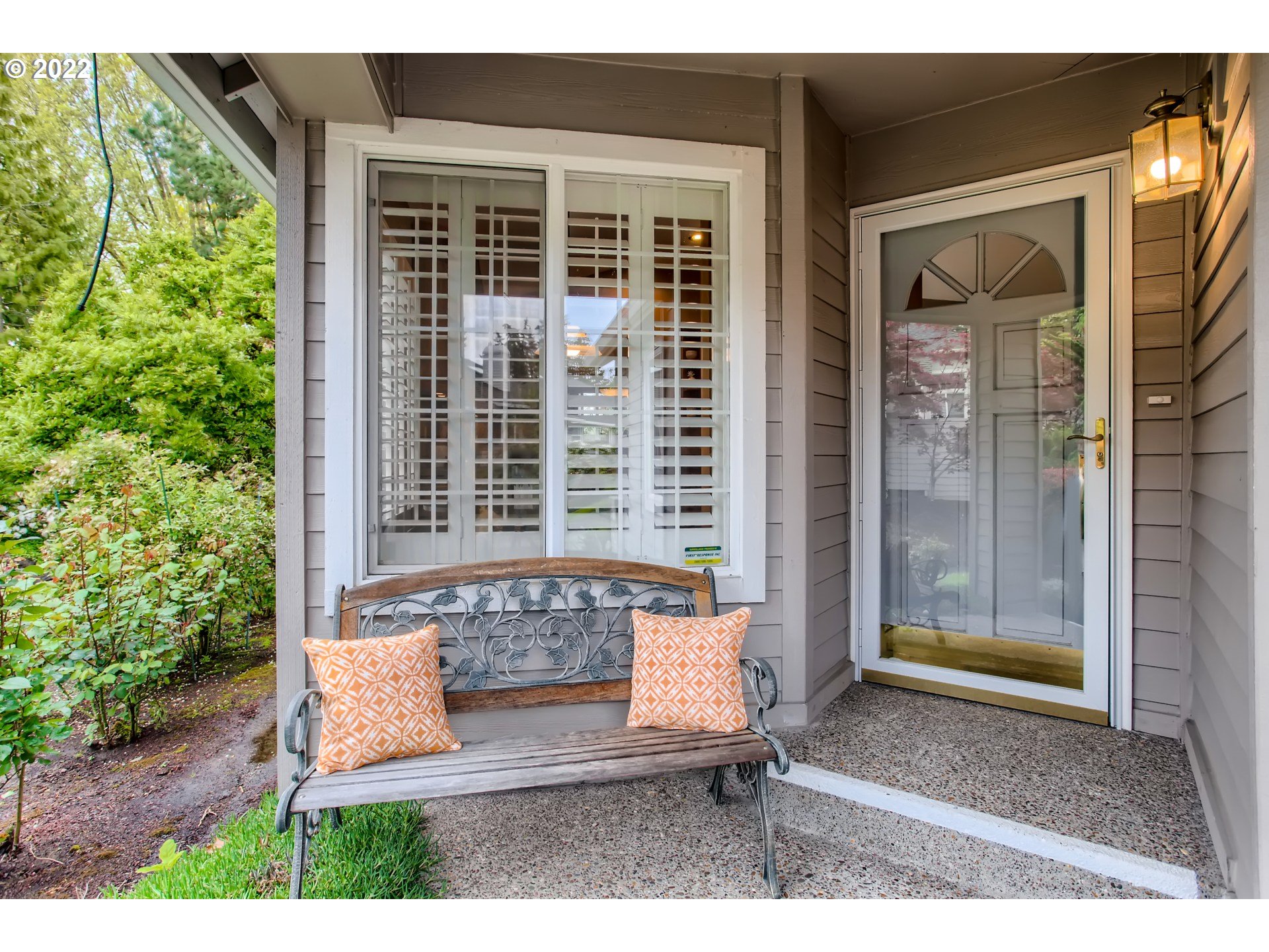 32504 Southwest Riviera Lane Wilsonville, OR 97070 - Photo 4 of 30 a house view with a outdoor space