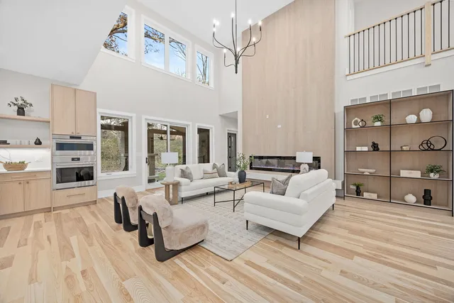 $1,750,000 | 1528 Linden Circle, Lemont, IL 60439