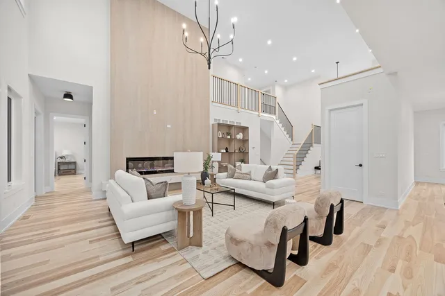 $1,750,000 | 1528 Linden Circle, Lemont, IL 60439