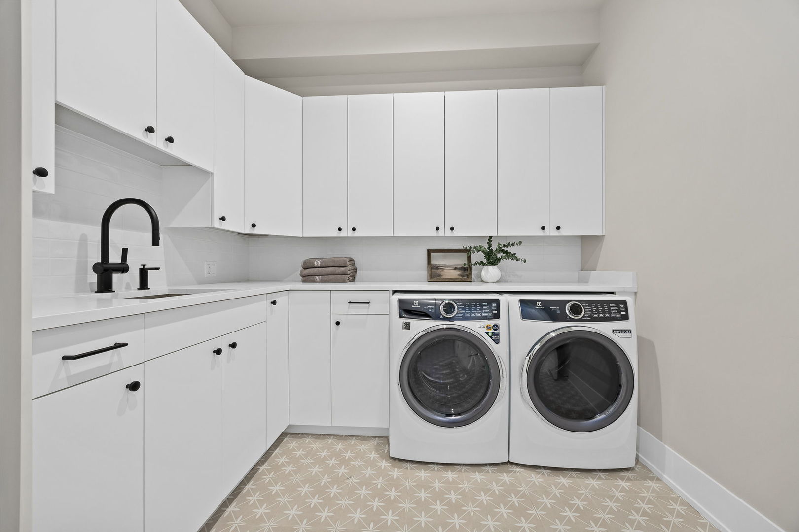 1528 Linden Circle Lemont, IL 60439 - Photo 30 of 54