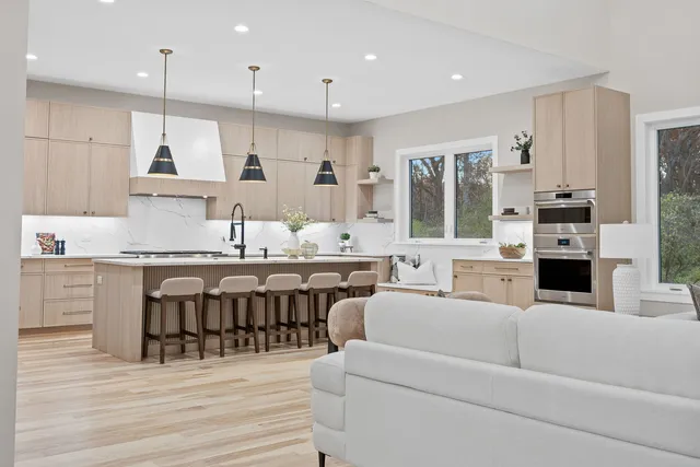 $1,750,000 | 1528 Linden Circle, Lemont, IL 60439