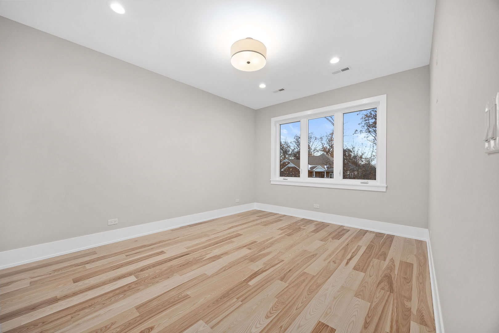 1528 Linden Circle Lemont, IL 60439 - Photo 36 of 54