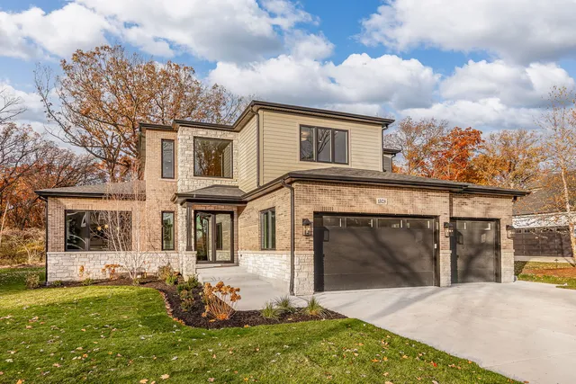 $1,750,000 | 1528 Linden Circle, Lemont, IL 60439
