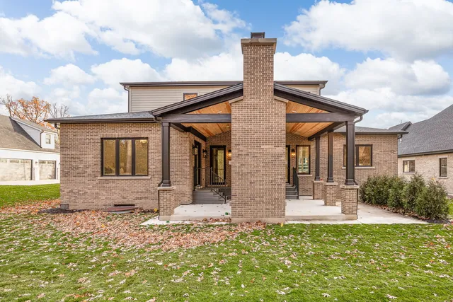 $1,750,000 | 1528 Linden Circle, Lemont, IL 60439