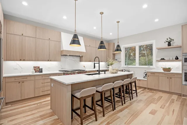 $1,750,000 | 1528 Linden Circle, Lemont, IL 60439