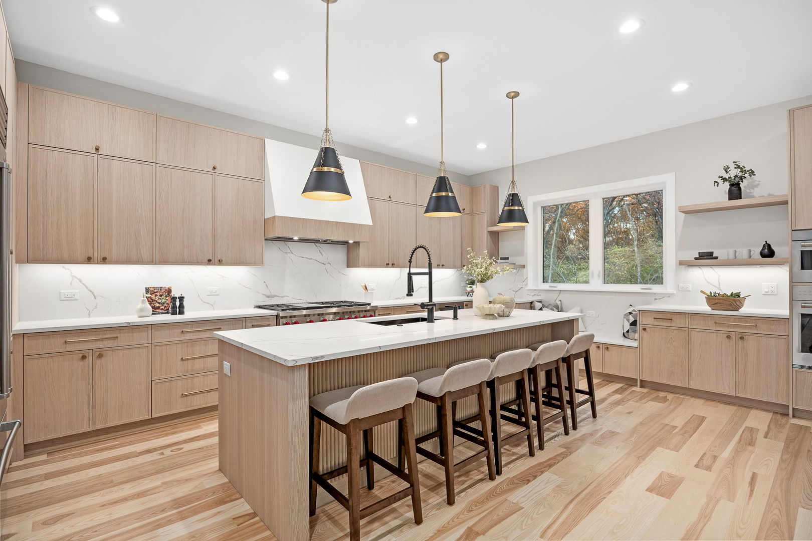 1528 Linden Circle Lemont, IL 60439 - Photo 7 of 54