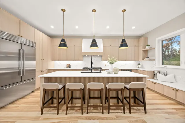 $1,750,000 | 1528 Linden Circle, Lemont, IL 60439