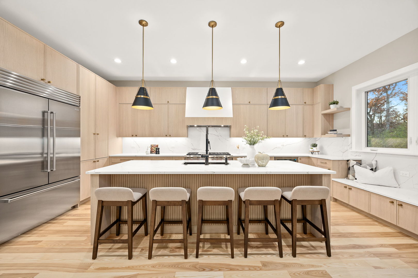 1528 Linden Circle Lemont, IL 60439 - Photo 8 of 54