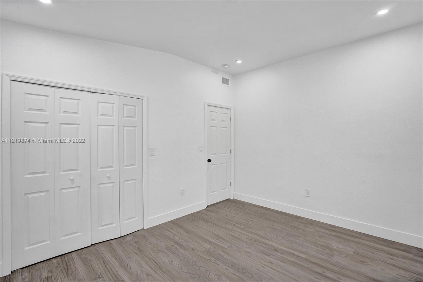 369 Northeast 158th Street Miami, FL 33162 - Photo 29 of 58 a view of an empty room