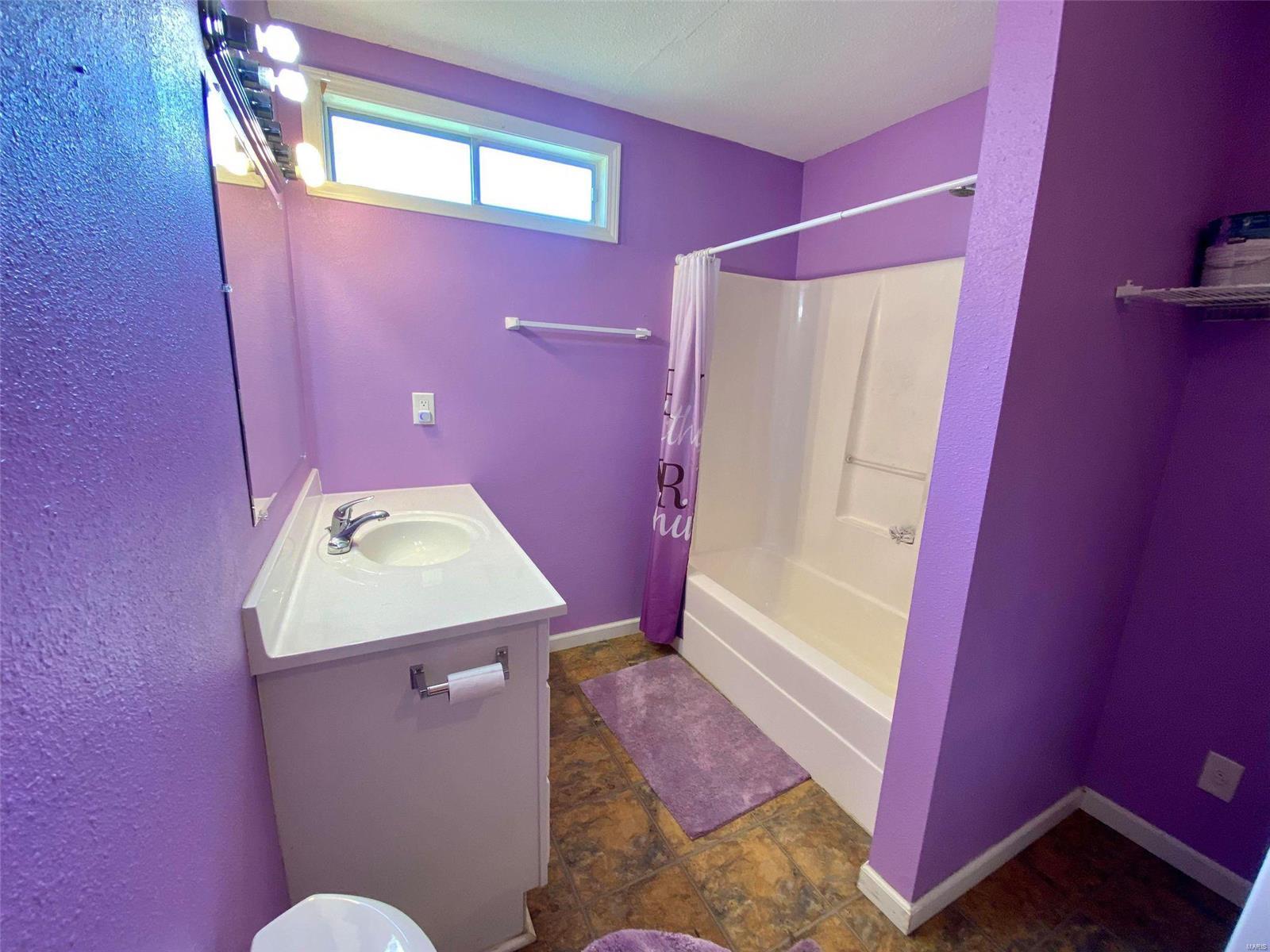 711 Mobile Street Brighton, IL 62012 - Photo 14 of 21 Gallery Image 14