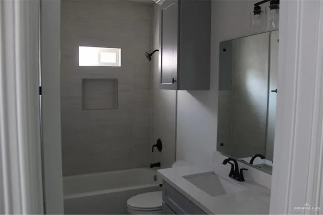 $1,050 | 5609 Ozark Avenue, Unit 1, Mission, TX 78573