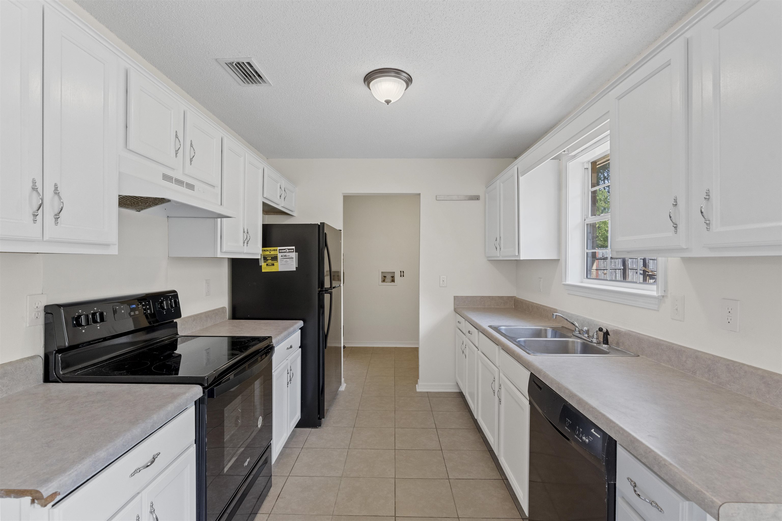 13220 Labradors Run Foley, AL 36535 - Photo 7 of 23