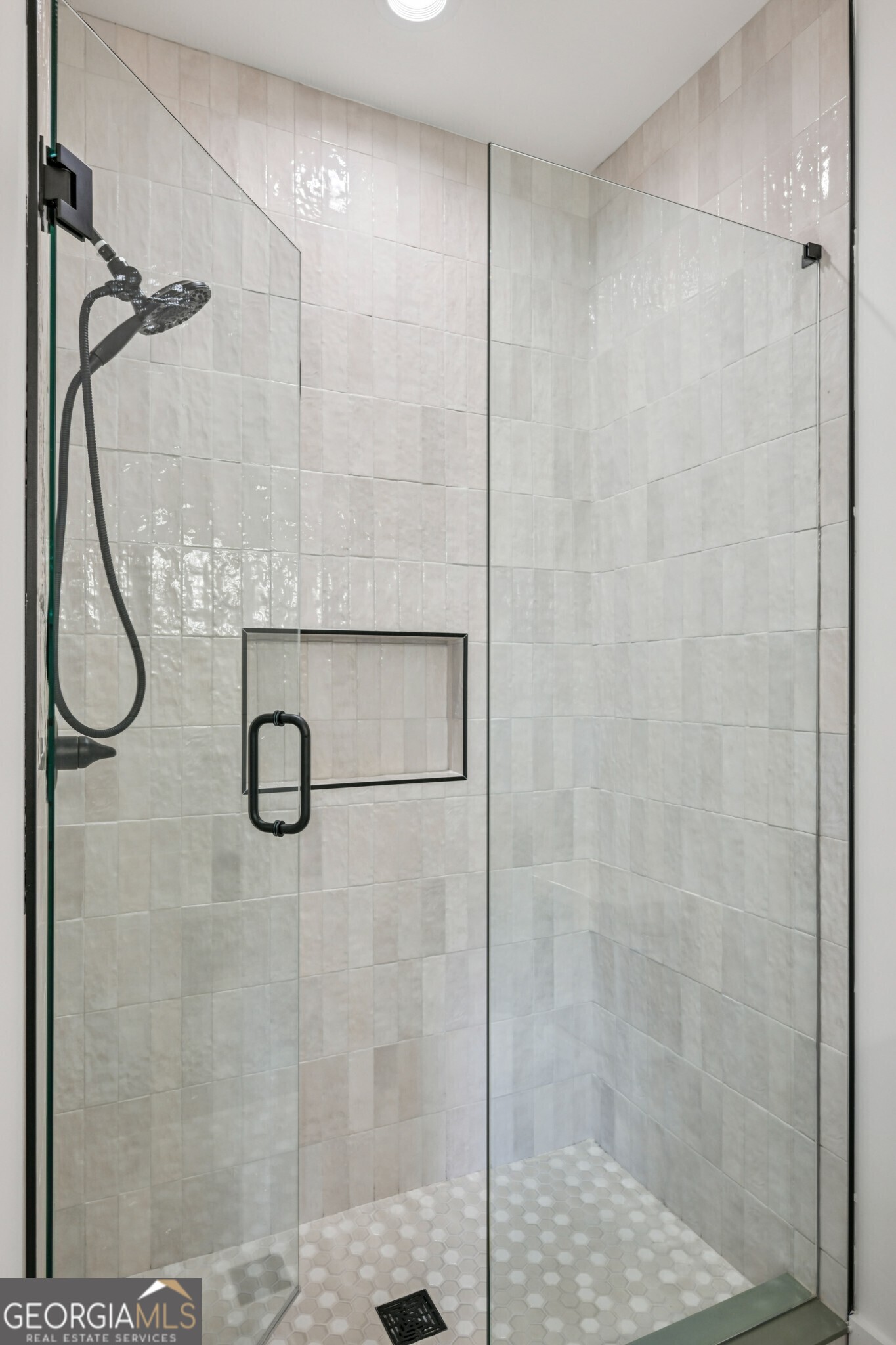 1160 Boulevard Southeast, Unit 4 Atlanta, GA 30312 - Photo 19 of 42 Bathroom - Primary Ensuite