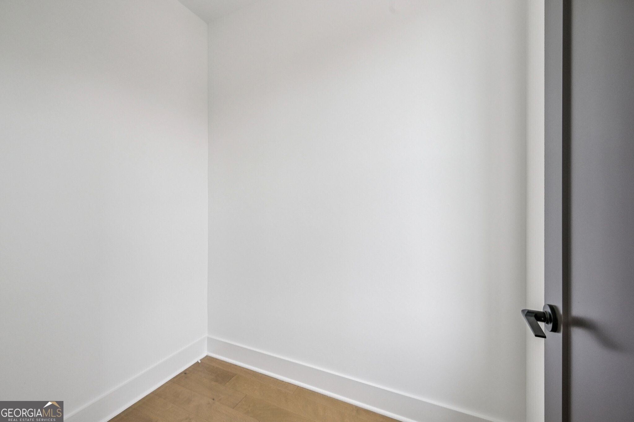1160 Boulevard Southeast, Unit 4 Atlanta, GA 30312 - Photo 21 of 42 Primary Ensuite Closet