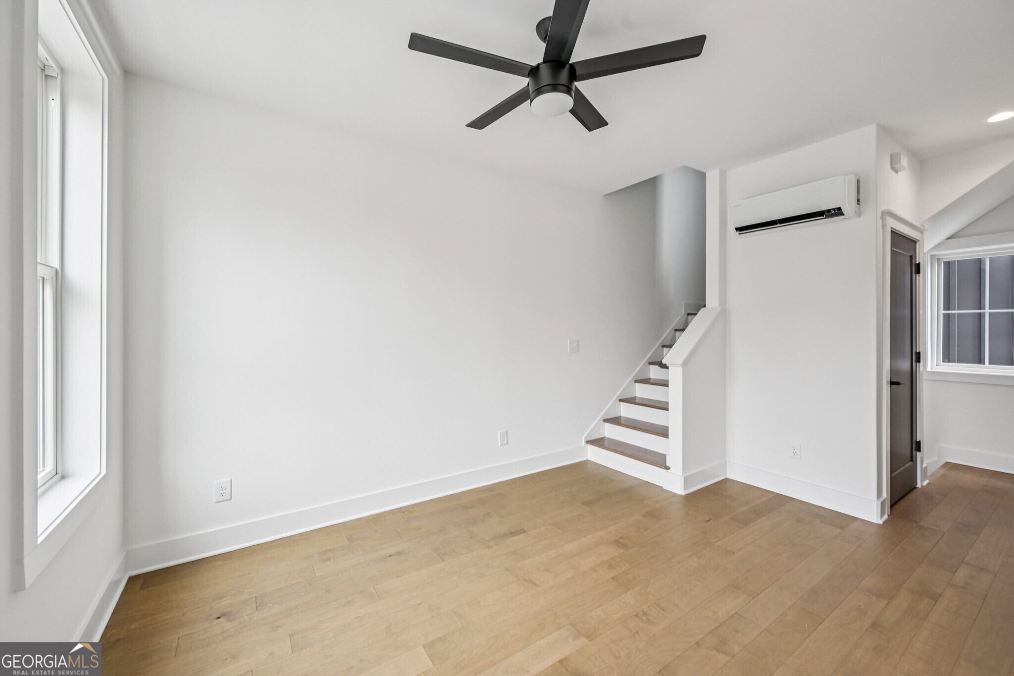 1160 Boulevard Southeast, Unit 4 Atlanta, GA 30312 - Photo 23 of 42 Primary Ensuite