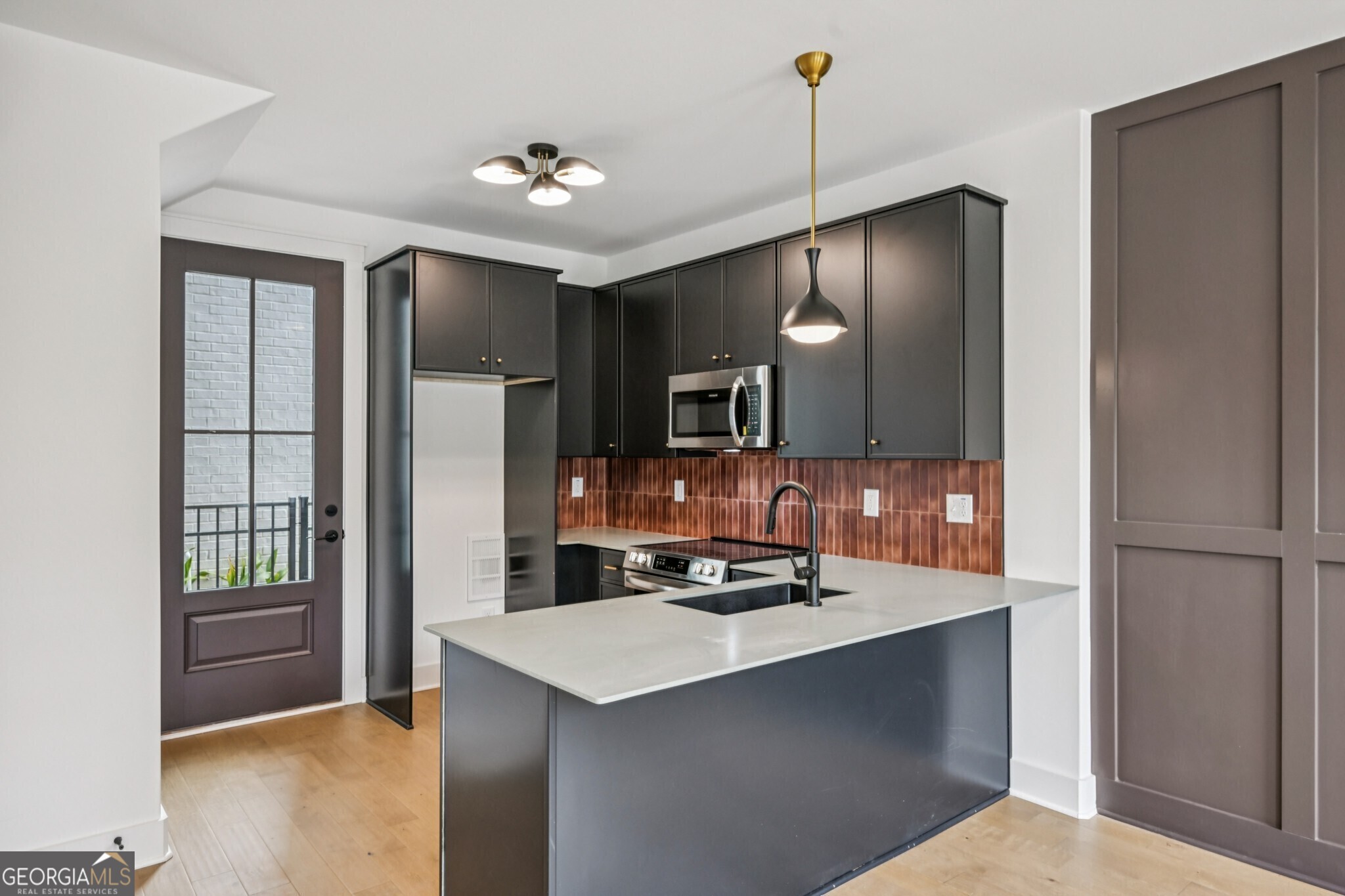 1160 Boulevard Southeast, Unit 4 Atlanta, GA 30312 - Photo 9 of 42 Kitchen