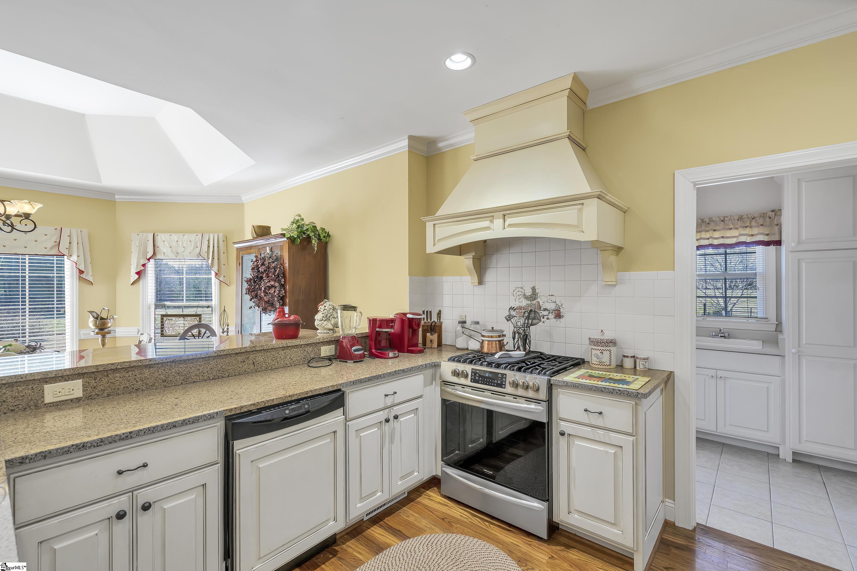 830 Lightwood Knot Road Woodruff, SC 29388 - Photo 11 of 36 Gallery Image 11