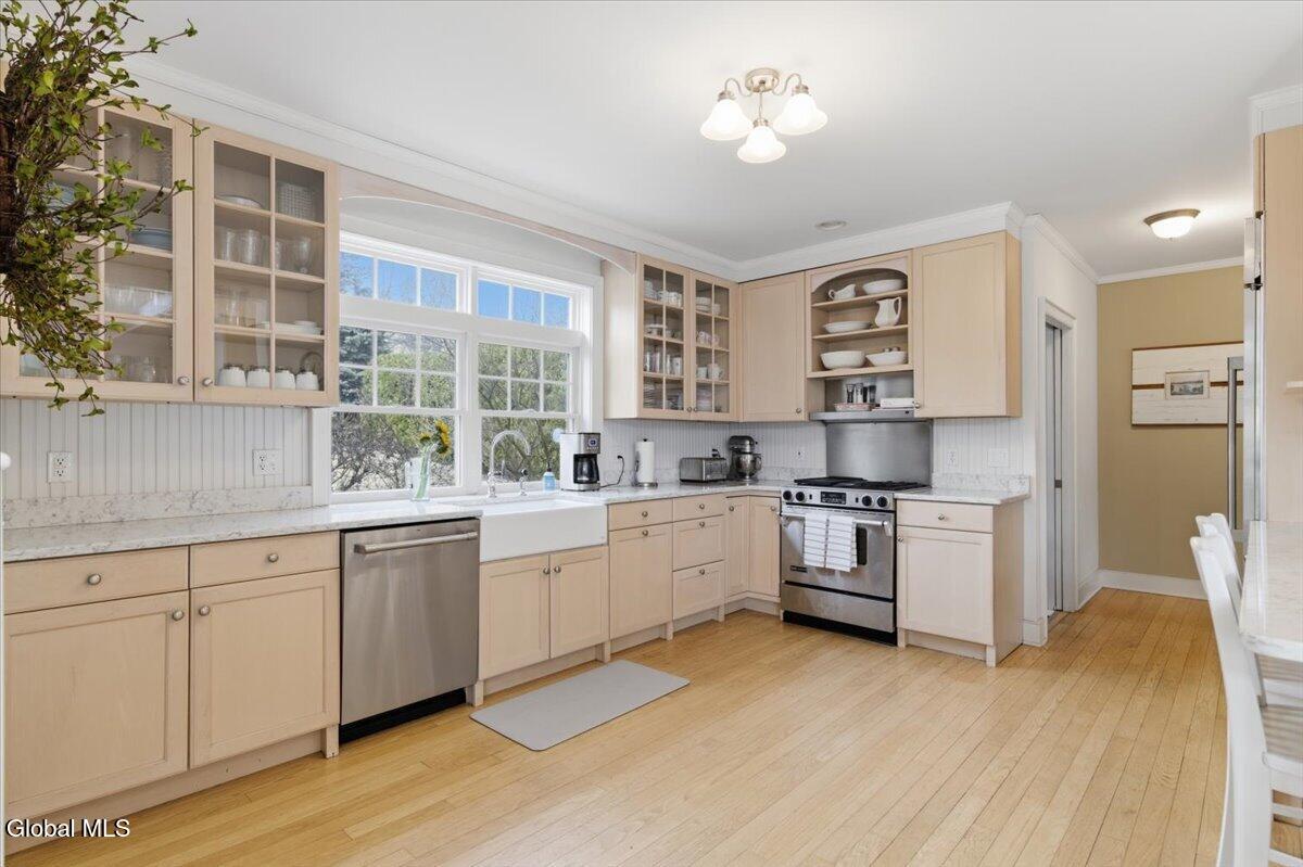 338 Cleverdale Road Queensbury, NY 12804 - Photo 19 of 53 18-012_FJD_0215