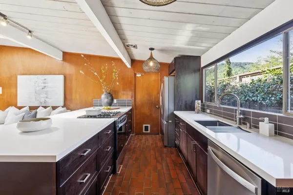 $1,850,000 | 1200 Idylberry Road, San Rafael, CA 94903