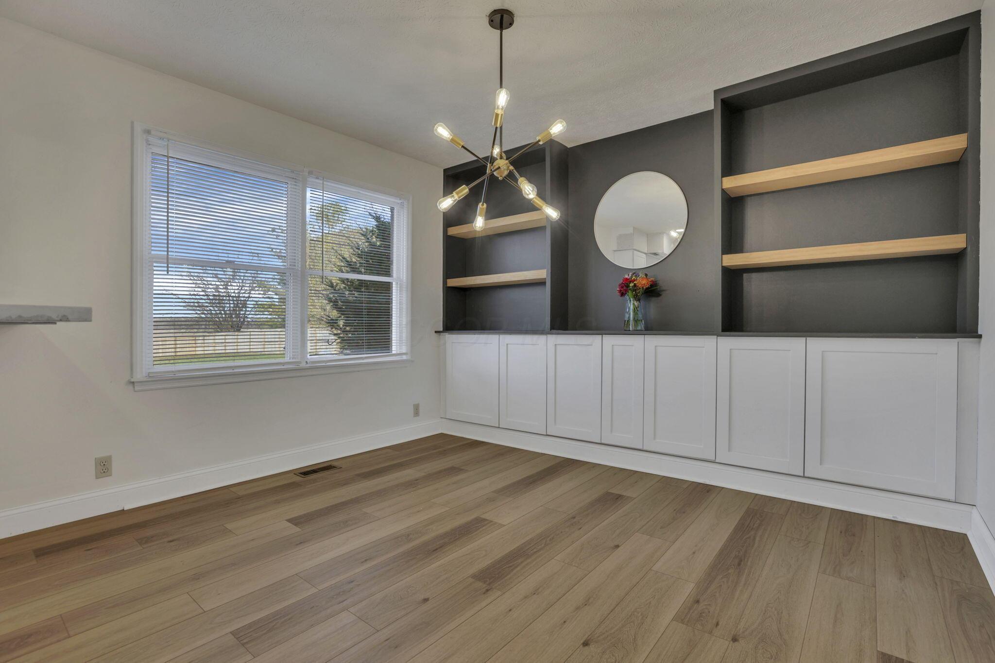 638 Three Mile Road Urbana, OH 43078 - Photo 10 of 55 Dining Area