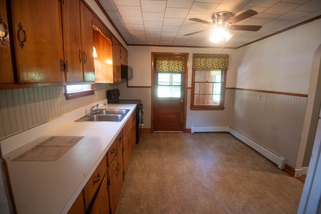 37 Oakham Road Barre, MA 01005 - Photo 11 of 39
