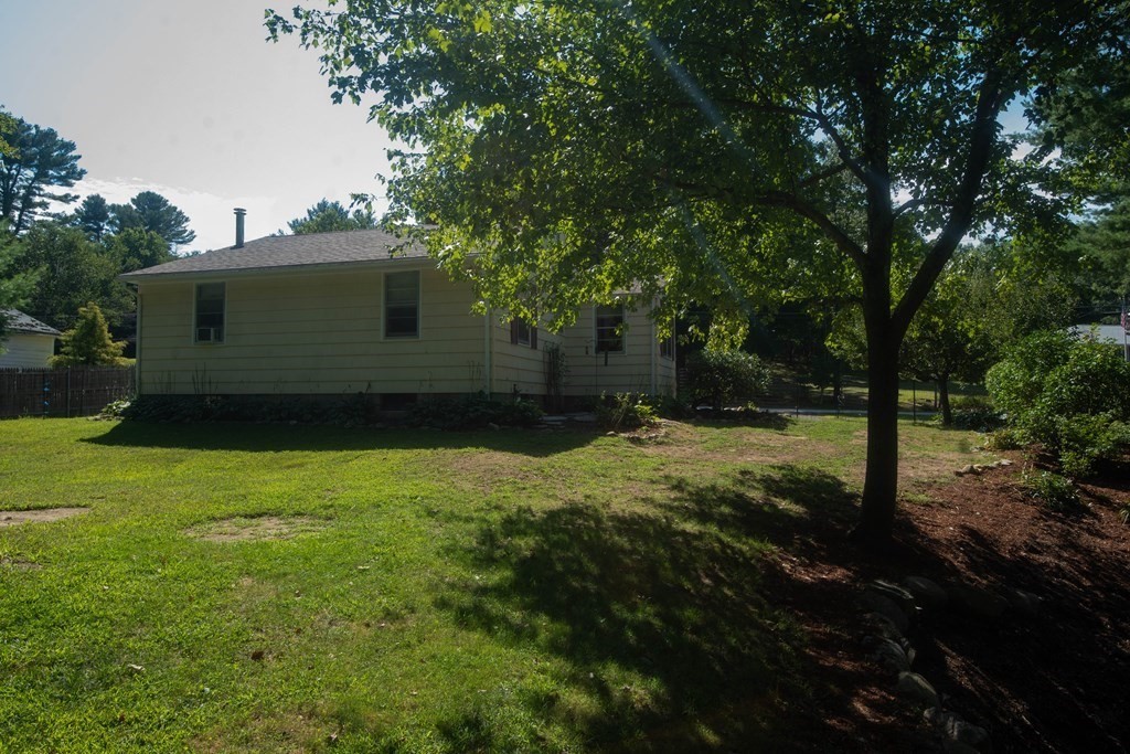 37 Oakham Road Barre, MA 01005 - Photo 8 of 39