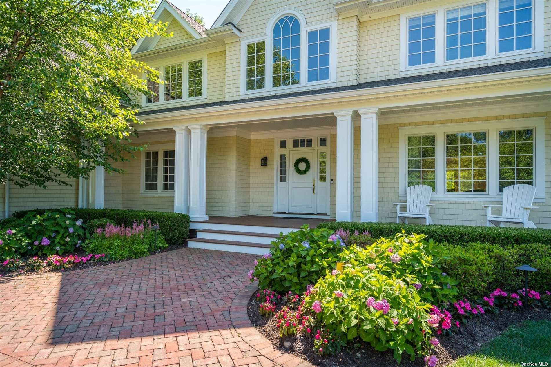 7 Seaward Court, Cold Spring Harbor, NY 11724 | Compass