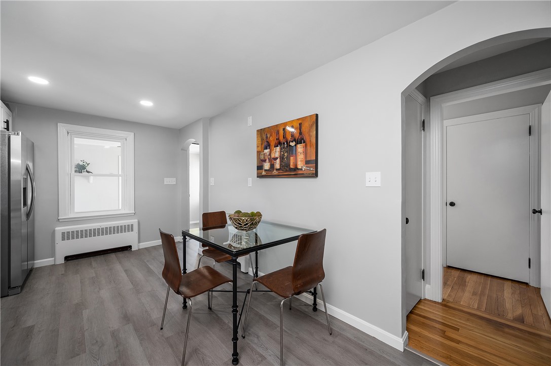 40 Glenside Road Cumberland, RI 02864 - Photo 9 of 33