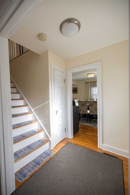 96 May Street Worcester, MA 01602 - Photo 15 of 34