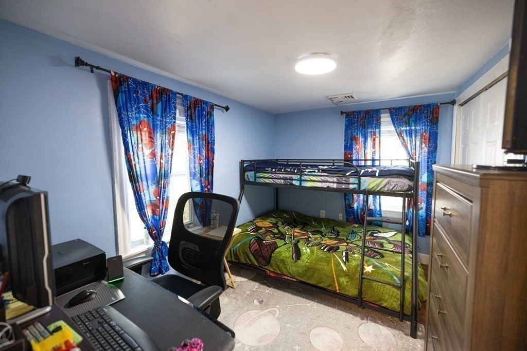 96 May Street Worcester, MA 01602 - Photo 19 of 34