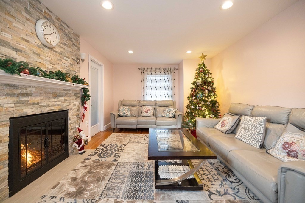 96 May Street Worcester, MA 01602 - Photo 2 of 34