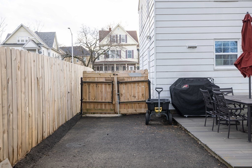 96 May Street Worcester, MA 01602 - Photo 28 of 34