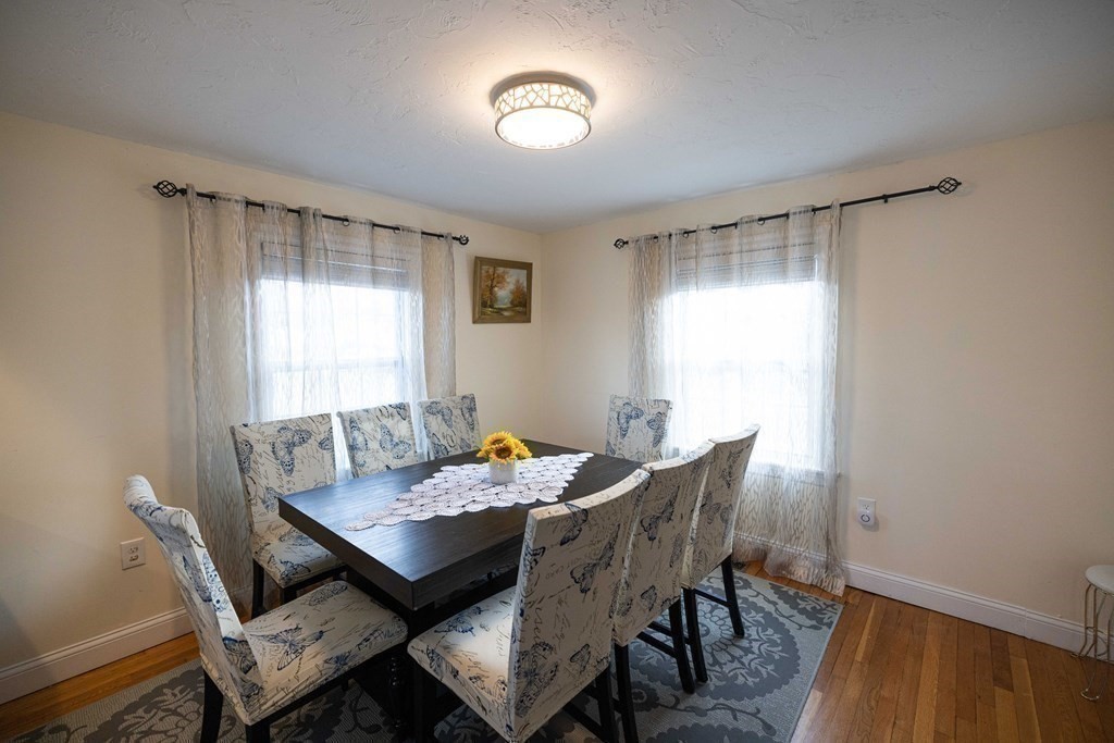 96 May Street Worcester, MA 01602 - Photo 7 of 34