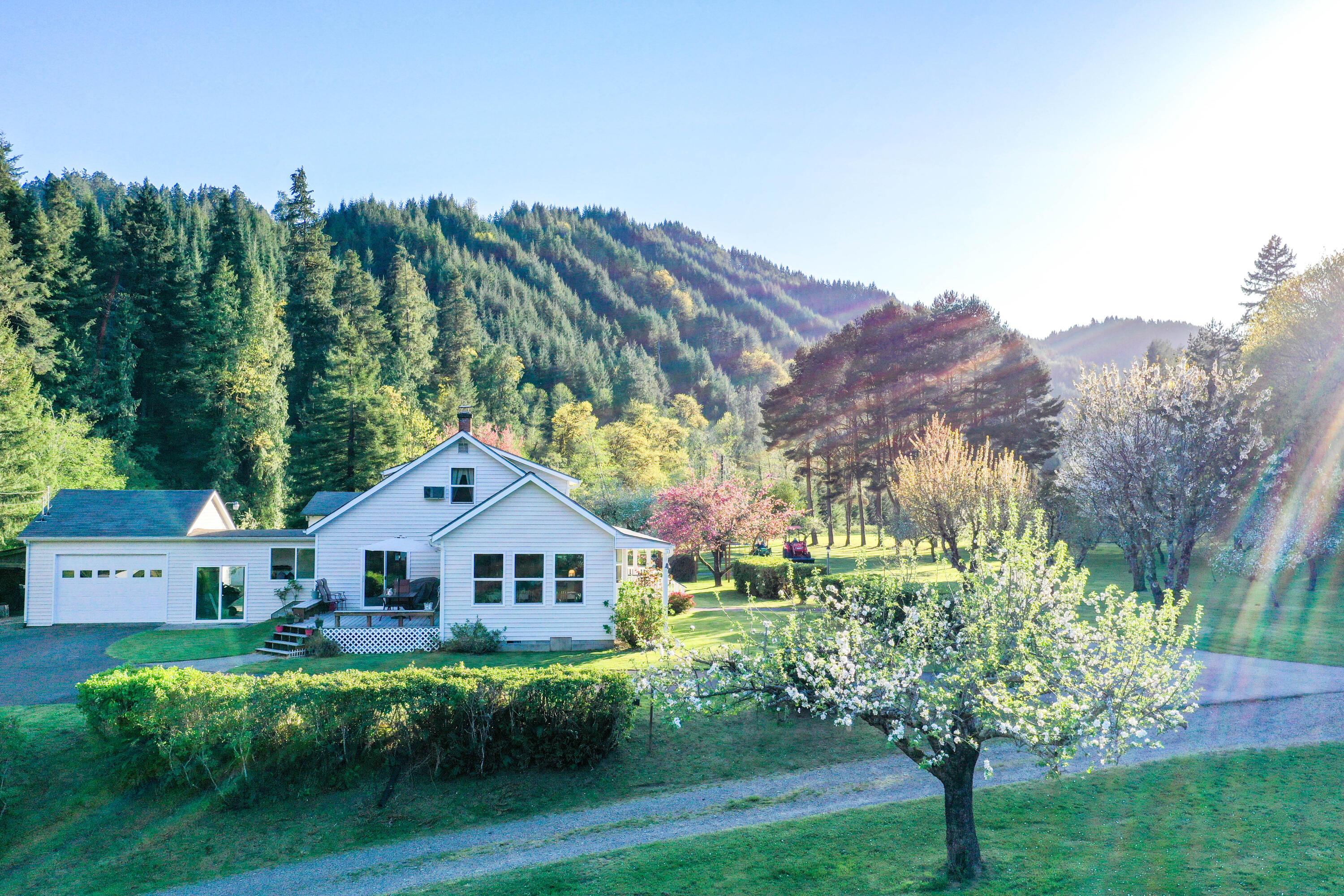 27277 Lower Smith River Road Reedsport, OR 97467 - Photo 12 of 83 11