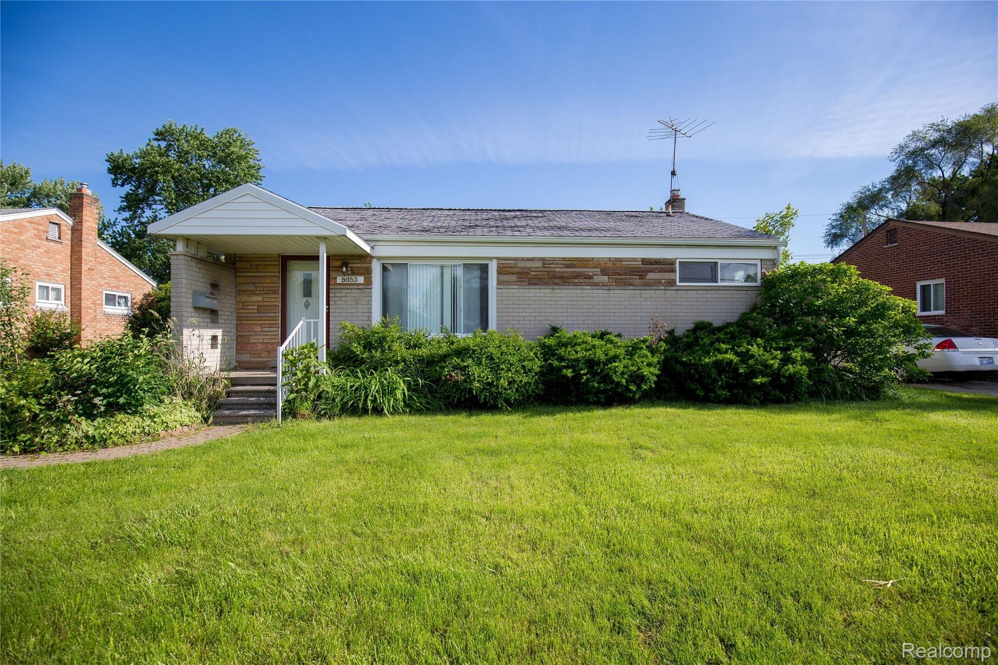 5053 East 13 Mile Road Warren, MI 48092 - Photo 1 of 17 MP5D9521.jpg