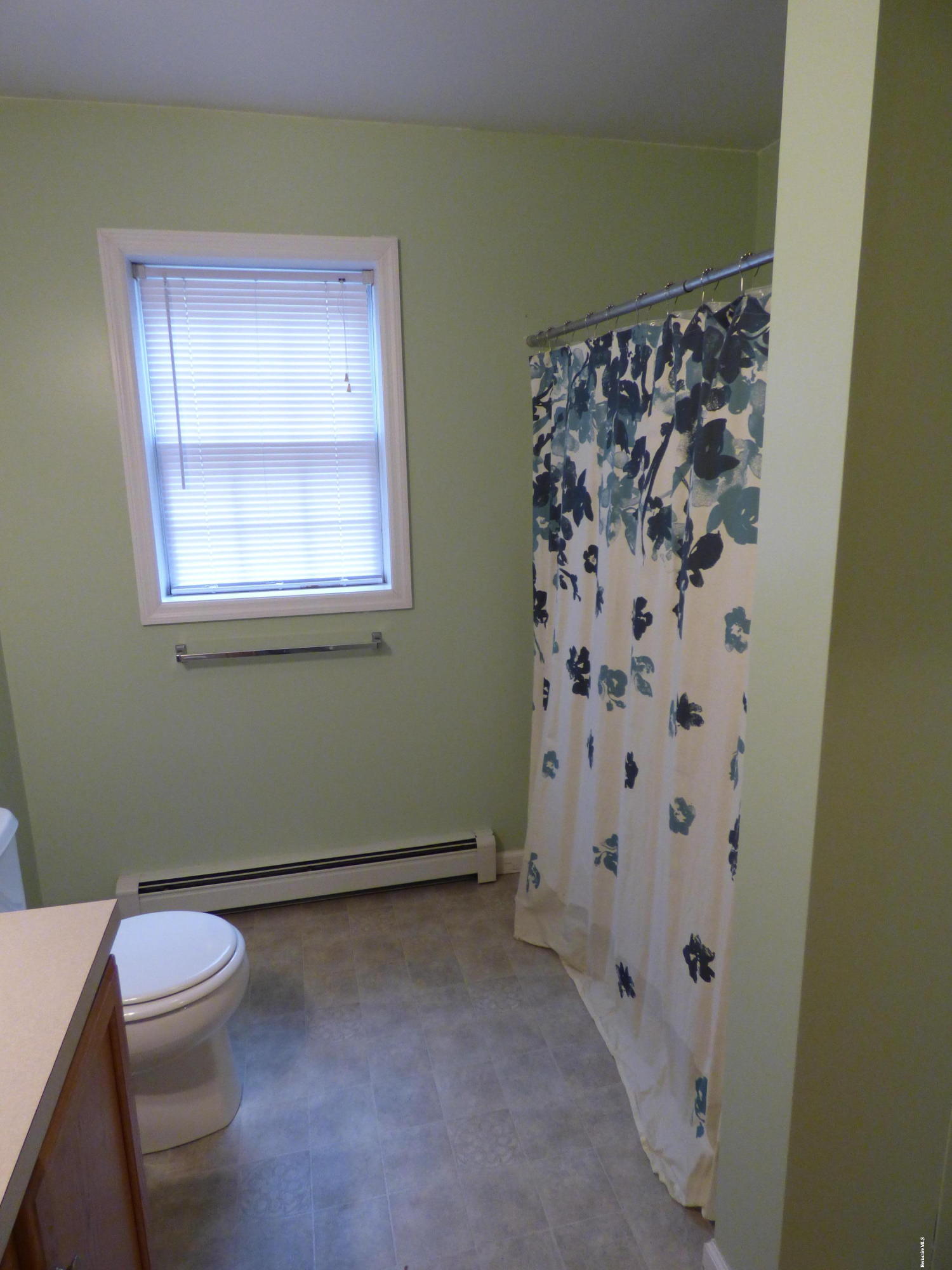 456 Notch Road North Adams, MA 01247 - Photo 17 of 23 11FullBathroom1_B