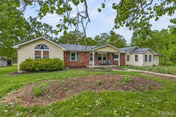 $420,000 | 11697 John Emling Road, Bismarck, MO 63624