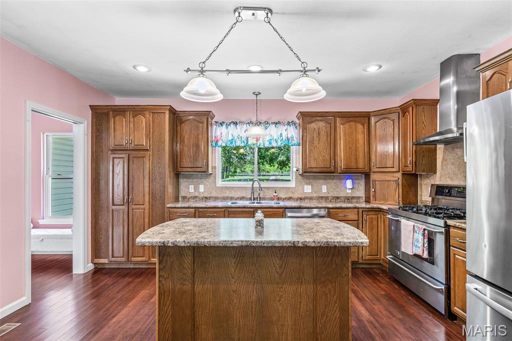 11697 John Emling Road Bismarck, MO 63624 - Photo 48 of 74