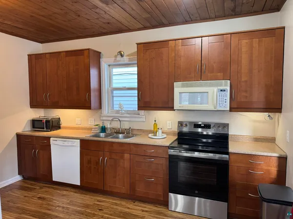 $287,500 | 301 8th Street, Two Harbors, MN 55616