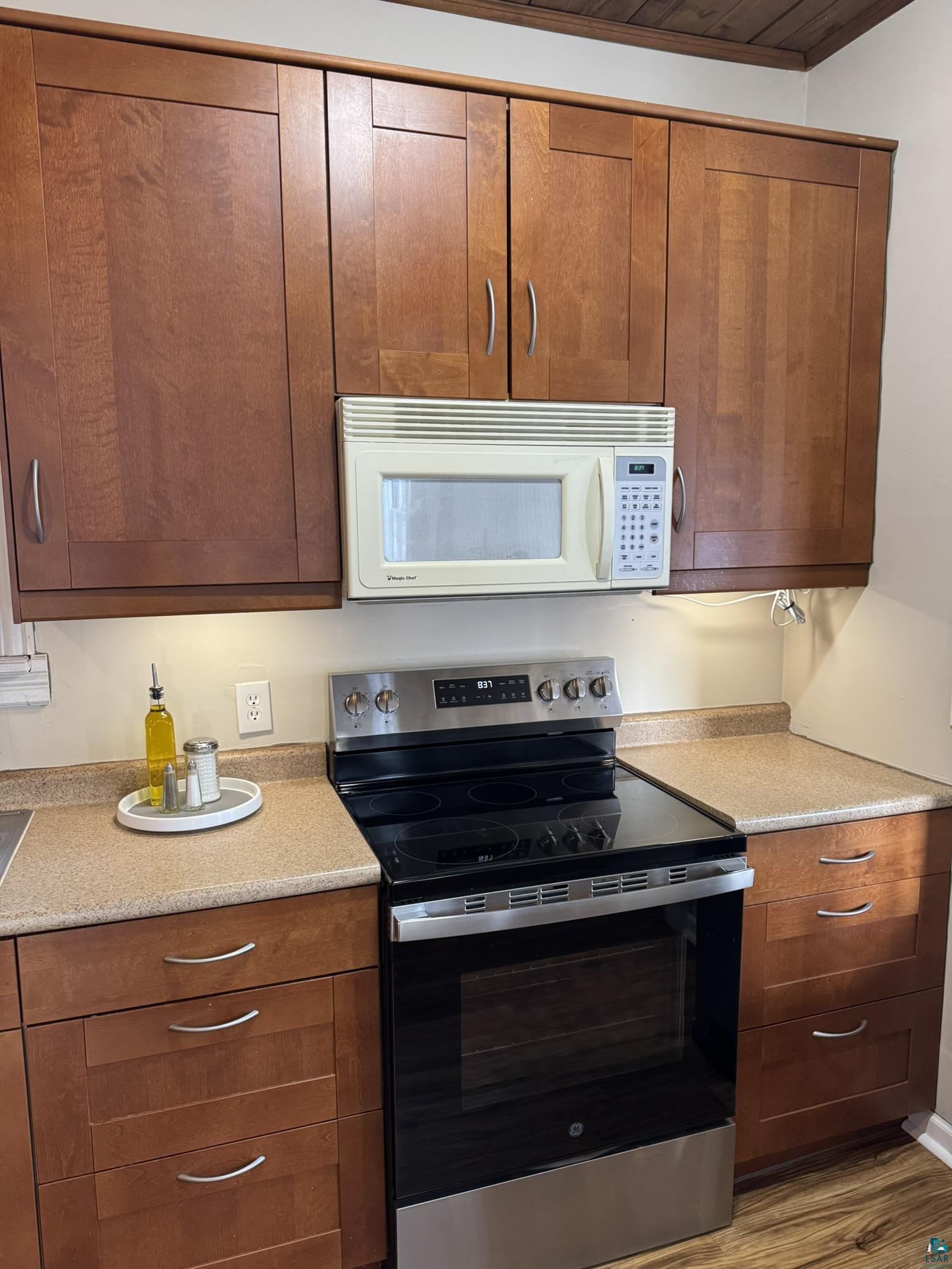 301 8th Street Two Harbors, MN 55616 - Photo 15 of 31