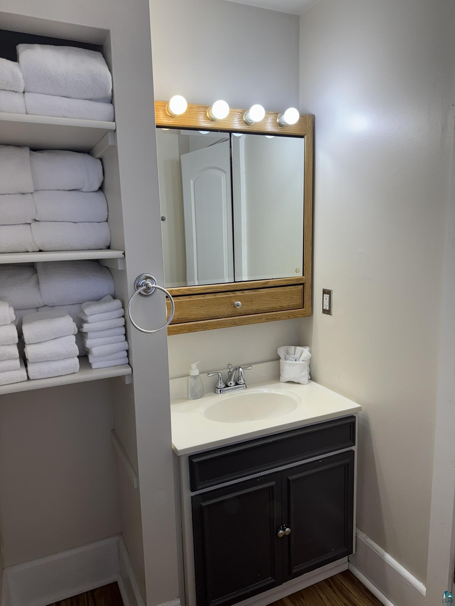 301 8th Street Two Harbors, MN 55616 - Photo 21 of 31