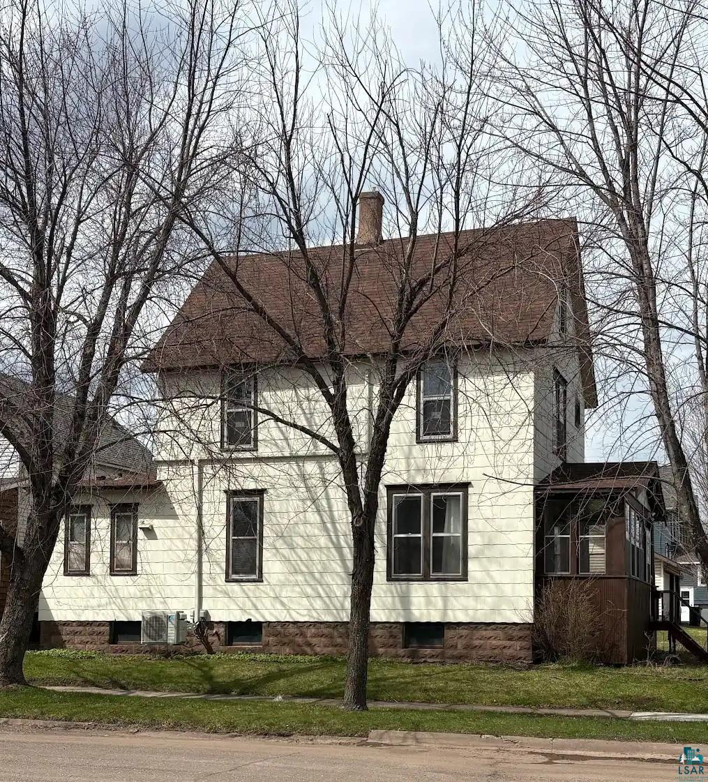 301 8th Street Two Harbors, MN 55616 - Photo 3 of 30