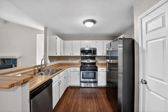 $1,995 | 12331 Limerick Avenue, Austin, TX 78758