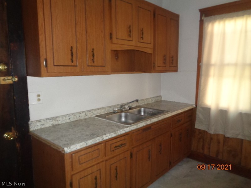 3282 West 94th Street Cleveland, OH 44102 - Photo 17 of 21