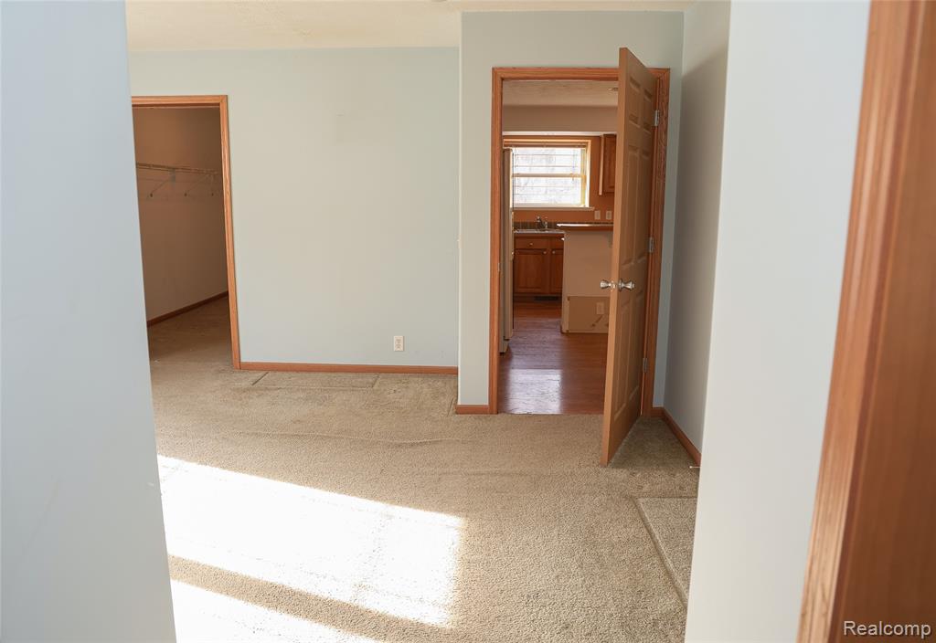 2755 Curtis Road Leonard, MI 48367 - Photo 37 of 61